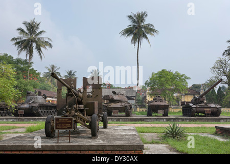 Hue, Vietnam. General Museum Complex, US Military tanks and armoured vehicles captured during the USA-Vietnam War Stock Photo