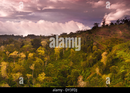 Dramatic skies at dusk over the hills between the villages Rio Sereno and Volcan, Chiriqui province, Republic of Panama. Stock Photo