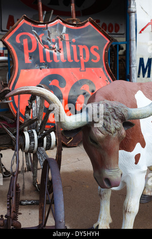 USA, South Dakota, Black Hills National Forest, Deadwood, lawn sculptures for sale Stock Photo