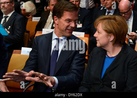 Angela Merkel und Mark Rutte bei der Eröffnungsfeier der Hannover Messe 2014 im Kuppelsaal. Hannover, 06.04.2014 Stock Photo