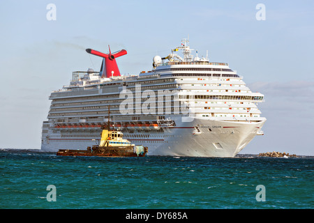 The Carnival Dream cruise ship entering the harbor Nassau, Bahamas, Caribbean Stock Photo