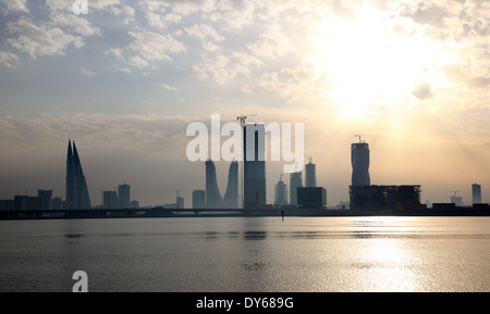 Skyline of Manama at sunset. The Kingdom of Bahrain Stock Photo - Alamy
