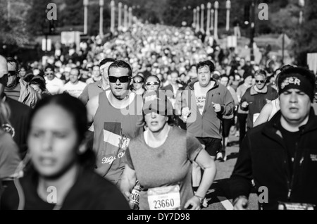 Runners competing in the Washington DC Cherry Blossom 10 Mile Race Stock Photo