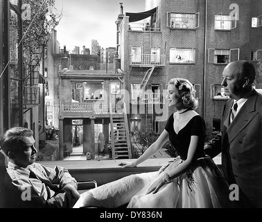 Rear Window - Grace Kelly , James Stewart - Alfred Hitchcock - Stage Photography - Director : Alfred Hitchcock - 1954 Stock Photo