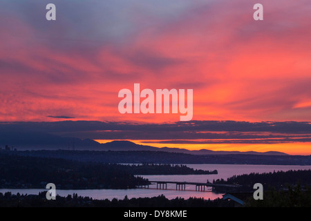 USA, Washington. Seattle skyline and Lake Washington, with Olympic Mountains in background. Stock Photo