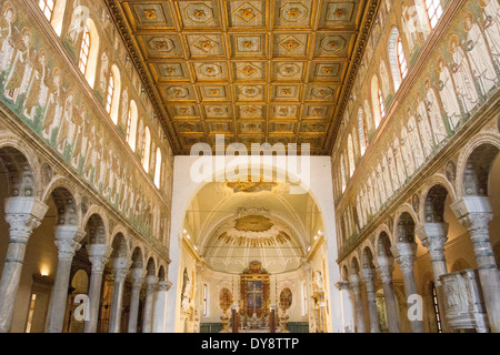 Basilica di Sant Apollinare Nuovo, Ravenna, Emilia Romagna, Italy Stock Photo