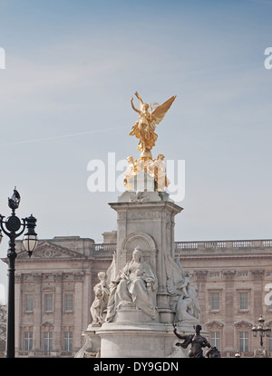 Victoria memorial in front of Buckingam palace in London Stock Photo