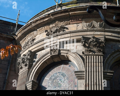 Detail of a window arch on St Ann's Church, St. Ann's Square, Manchester, England, UK Stock Photo