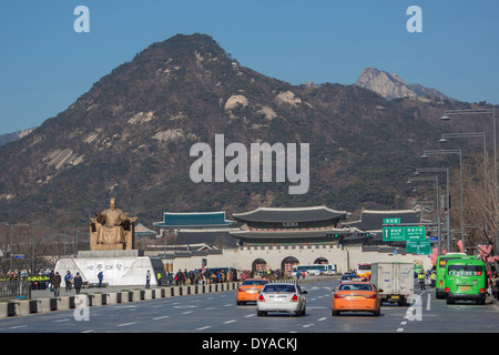 King Korea Asia Kyongbok Sejong Seoul world heritage architecture downtown great statue City monument palace touristic trav Stock Photo