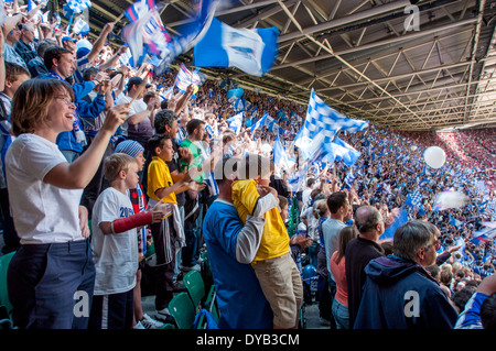 Brighton & Hove Albion fans at the Division 1 play-off final at The Millennium Stadium, Cardiff, Wales in 2004 Stock Photo