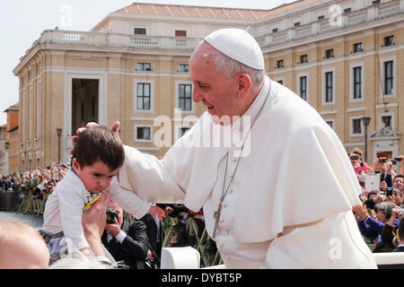 The Vatican, Vatican City. 13th April, 2014. Pope Francis on Palm Sunday in The Vatican, Vatican City. Credit:  Realy Easy Star/Alamy Live News Stock Photo