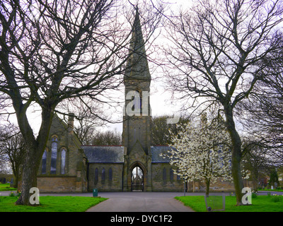 Hebburn Cemetery - twin chapel with church spire.  Hebburn, Tyne and Wear, England, UK Stock Photo