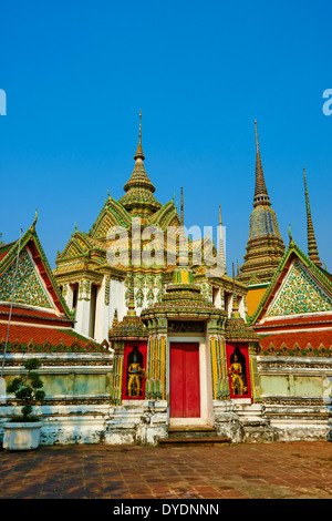 Thailand, Bangkok, Wat Pho, sleeping Buddha temple Stock Photo