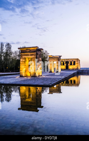 Temple of Debod at dusk. Parque del Oeste, Madrid Spain Stock Photo