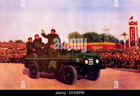 Mao Ze Dung (1893-1976) Chines communist leader reviews military cadets circa 1965 Stock Photo