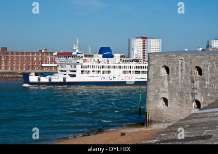 Isle of Wight Ferry leaving Portsmouth in the Solent Stock Photo