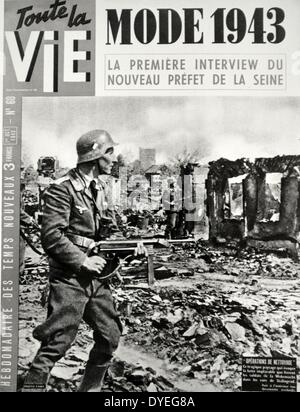 World War II. German soldier in the streets of stalingrad, Russia in a French Magazine 1942 Stock Photo