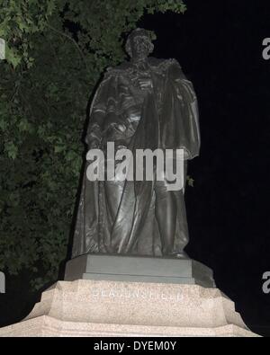 Statue of Prime Minister Benjamin Disraeli London. 2013 Stock Photo