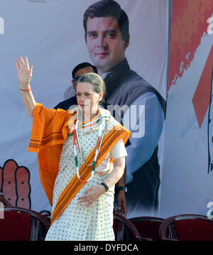 Karimnagar. 16th Apr, 2014. Indian Congress party leader Sonia Gandhi gestures during an election campaign at Ambedkar Stadium in Karimnagar district of newly formed Talengana region about 164km from Hyderabad, capital of Andhra Pradesh, India, April 16, 2014. Credit:  Xinhua/Alamy Live News Stock Photo