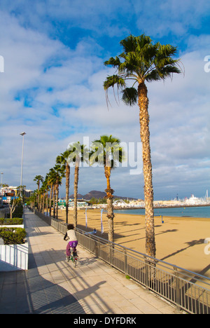 Promenade going past Playa de las Alcaravaneras beach, Las Palmas de Gran Canaria, the Canary Islands, Spain, Europe Stock Photo