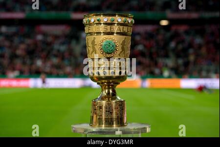 Munich, Germany. 16th Apr, 2014. The cup sits in the stadium before the DFB Cup semifinal match between FC Bayern Munich and FC Kaiserslautern at Allianz Arena in Munich, Germany, 16 April 2014. Photo: SVEN HOPPE/dpa/Alamy Live News Stock Photo