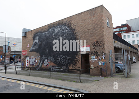 This hedgehog, by ROA, is on Chance Street near Shoreditch High Street station Stock Photo