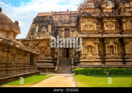 Great architecture of Hindu Temple dedicated to Shiva, entrance at ancient Gangaikonda Cholapuram, India, Tamil Nadu, Thanjavur Stock Photo