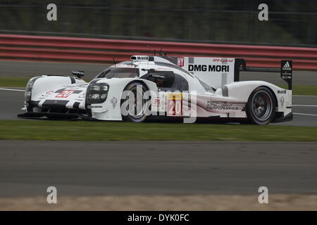 Towcester, UK. 20th Apr, 2014. The #20 Porsche 919 Hybrid driven by TIMO BERNHARD, MARK WEBBER and BRENDON HARTLEY during the 6 hours of Silverstone 2014 at Silverstone Circuit in Towcester, United Kingdom. Credit:  James Gasperotti/ZUMA Wire/ZUMAPRESS.com/Alamy Live News Stock Photo