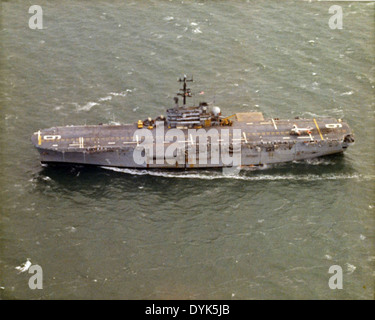 CL-84 operating from USS Guadalcanal (LPH-7) c1971 Stock Photo - Alamy