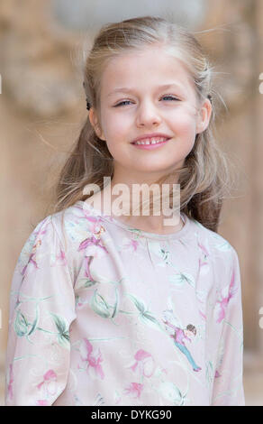 Spanish Princess Leonor attends the Easter mass at the cathedral in Palma de Mallorca, 20 April 2014. Photo: Patrick van Katwijk/dpa - NETHERLANDS AND FRANCE OUT;NO WIRE SERVICE Stock Photo
