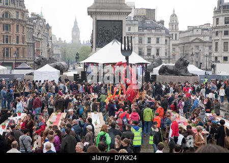 London, UK. 21st April, 2014. Crowds at The Feast of St George celebrations in Trafalgar Square Credit: Keith Larby/Alamy Live News Stock Photo