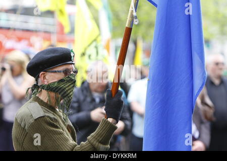 Dublin, Ireland. 21st April 2014. Close-up portrait from a member of the  Republican Sinn Fein colour party. Republican Sinn Fein held a commemoration of the 98th anniversary of the Easter Rising of 1916. The party supporters and a colour party marched from the Garden of Remembrance to the General Post office (GPO) for a rally. Credit:  Michael Debets/Alamy Live News Stock Photo