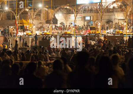 Varanasi, India. 21st April, 2014. The ganga aarti ceremony watched by hundreds of hindu faithful and tourists alike is performed at the Dasaswamedh Ghat in Varanasi, India. Credit:  Lee Thomas/Alamy Live News Stock Photo