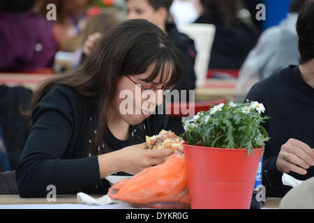 London, UK. 21st April, 2014. Feast of St George in Trafalgar Square 2014. Photo by See Li/Alamy Live News Stock Photo