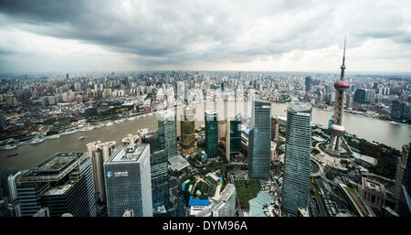 City panoramic view from Tsing Mao Tower with Oriental Pearl Tower, the office towers of The Bund and the Huangpo River Stock Photo