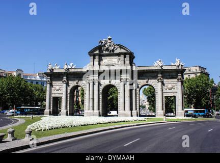 Puerta de Alcalá or Alcala Gate, Plaza de la Independencia, Madrid, Spain Stock Photo