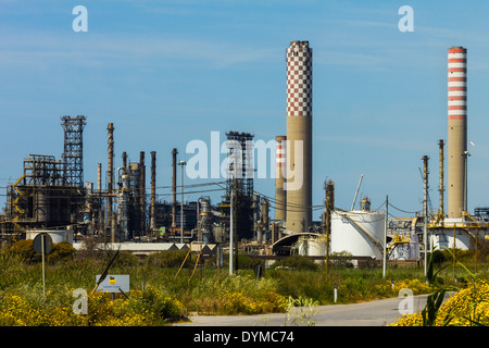 South coast Gela petrochemical plant refining crude oil from the Eni offshore field; Gela, Caltanissetta Province, Sicily, Italy Stock Photo