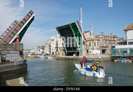 Weymouth Town Bridge a lifting bascole bridge. Dorset England UK Stock Photo