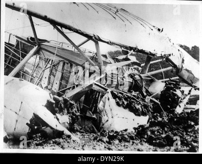 On April 26, 1927, LCDR. Noel Davis and Lt. Stanton Hall Wooster ...