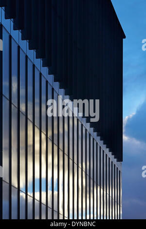 Manchester School of Art at MMU, Manchester, United Kingdom. Architect: Feilden Clegg Bradley Studios LLP, 2014. Facade abstract Stock Photo