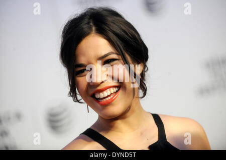 America Ferrera attends the screening of 'X/Y' during the 2014 Tribeca Film Festival at BMCC Tribeca PAC on April 19, 2014 in New York City/picture alliance Stock Photo