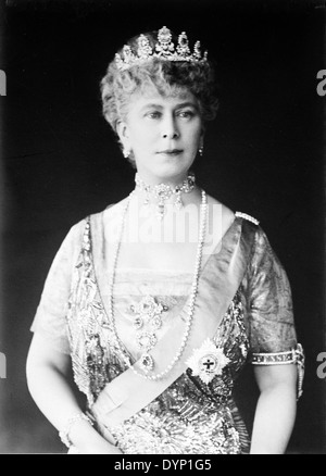 QUEEN MARY of Teck (1867-1953) wife of King George V about 1912 Stock Photo