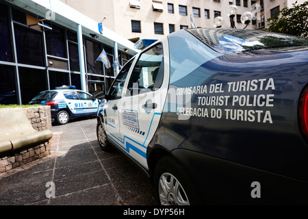 File:Carro de la Policía Federal Argentina.JPG - Wikimedia Commons