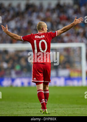Madrid, Spain. 23rd Apr, 2014. Arjen ROBBEN reacts during the UEFA Champions League Game between Real Madrid and FC Bayern Munich at Santiago Bernabeu Stadium, Valencia Credit:  Action Plus Sports/Alamy Live News Stock Photo