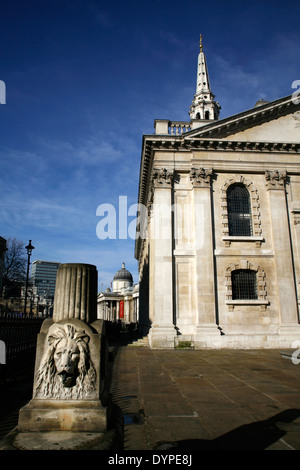 View past St Martin in the Fields church to the National Gallery, London, UK Stock Photo