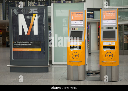 Airport, MUC, Terminal 2, quick check-in, Munich, Bavaria, Germany, Europe  Stock Photo