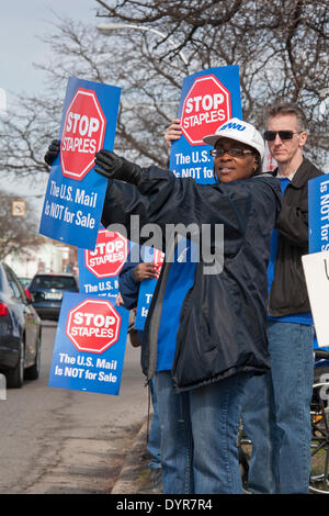 US Postal Service to No Longer Offer Services at Staples