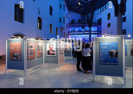 Exhibition about Dr. Hans-Jochen Vogel in the Stadtsparkasse Munich, 2011 Stock Photo