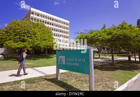 weizmann institute of science phd salary