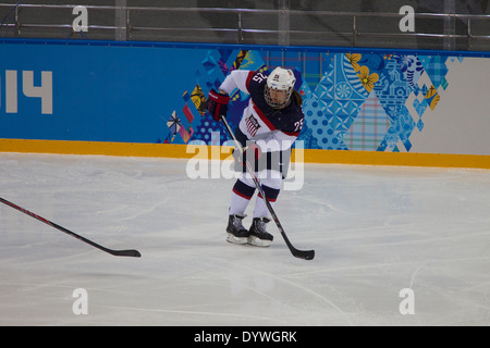 Alex Carpenter (USA), USA-Canada Women's Ice Hockey at the Olympic Winter Games, Sochi 2014 Stock Photo